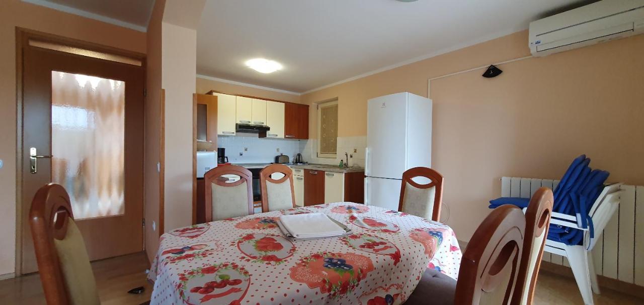 Juli No3 & No4 Apartman Mugeba Kültér fotó